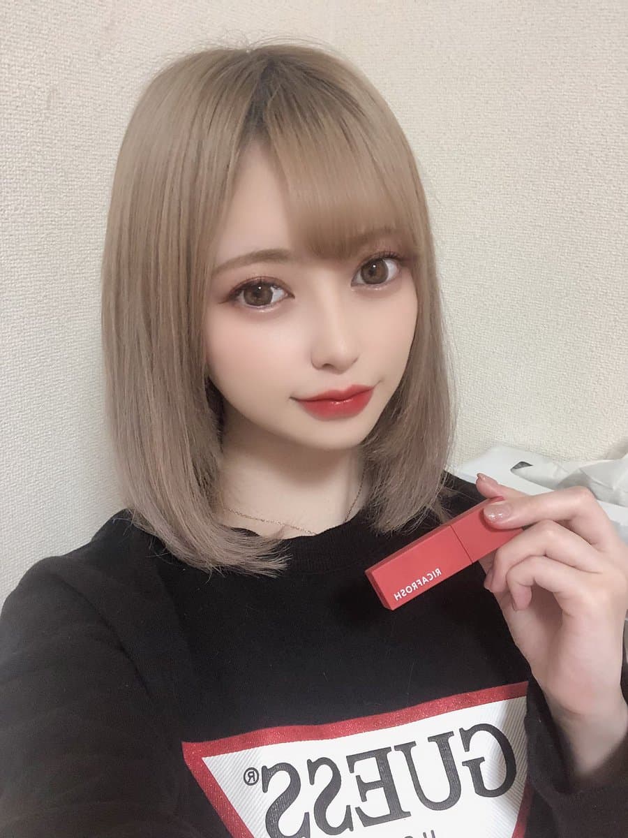 ヘラヘラ三銃士まりなの全てを解剖！本名、年齢、身長、血液型、大学を徹底解説